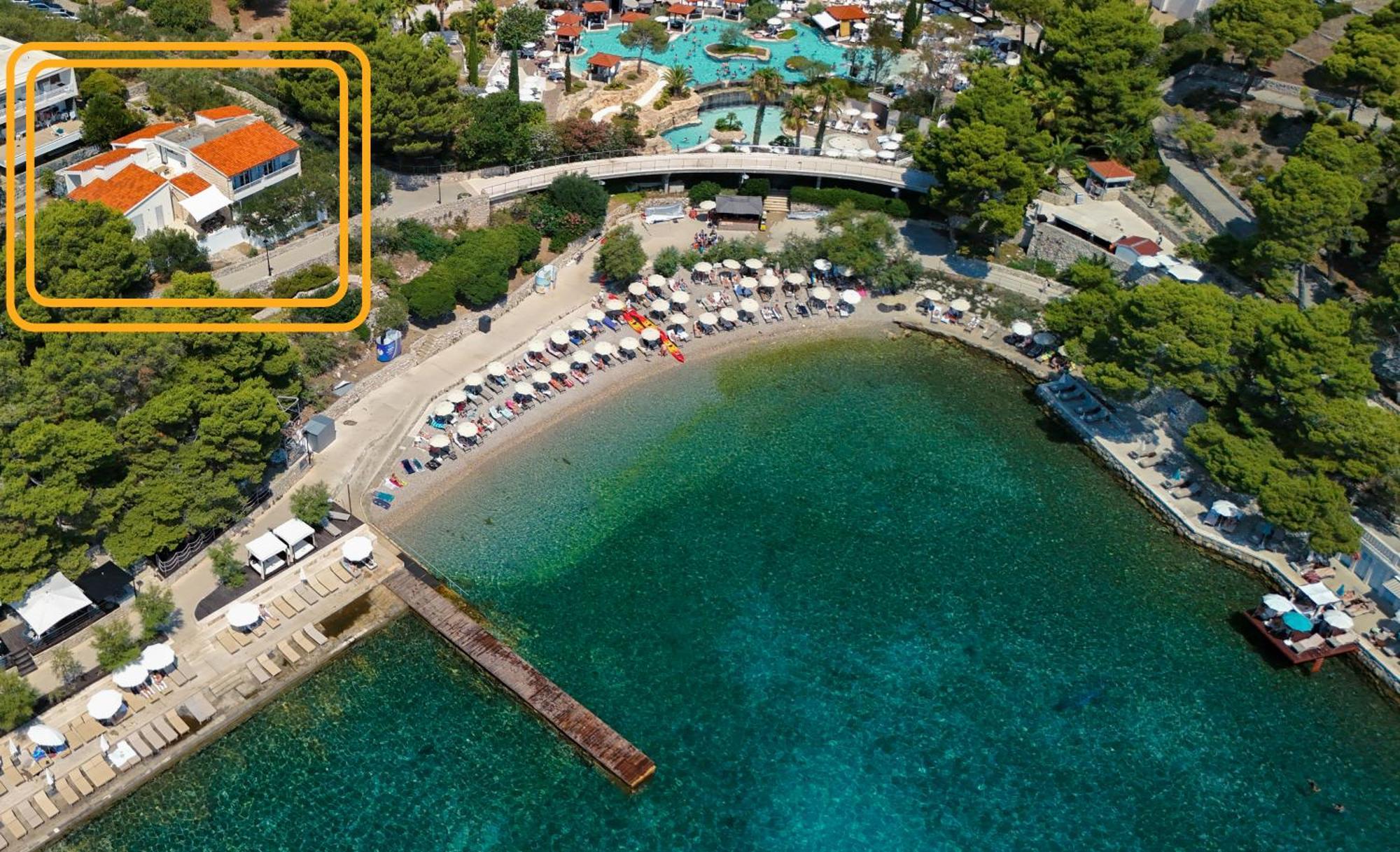 Villa Hosta Apartments 赫瓦尔 外观 照片